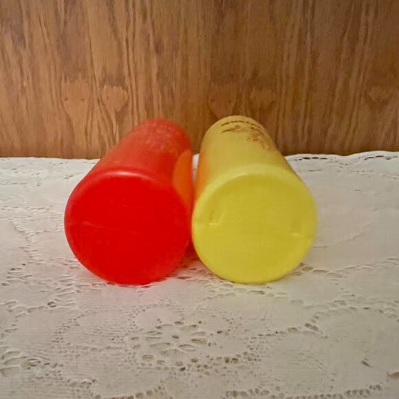 Vtg Tablecraft Diner Waitress Graphic Plastic Ketchup Mustard Squeeze Bottle Set - Picture 2 of 5